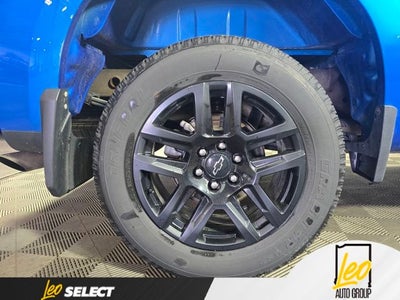 2023 Chevrolet Silverado 1500 4WD Crew Cab Standard Bed Custom
