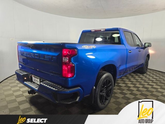 2023 Chevrolet Silverado 1500 4WD Crew Cab Standard Bed Custom