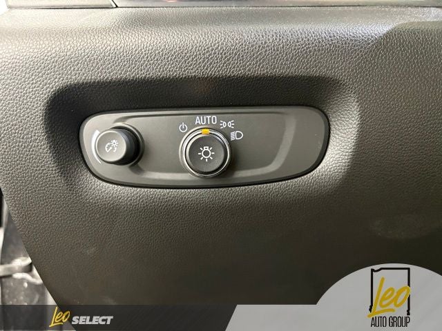 2023 Chevrolet Traverse FWD LS