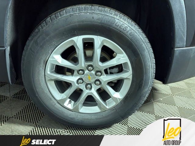 2023 Chevrolet Traverse FWD LS