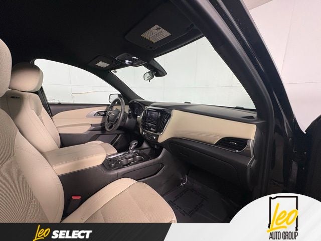 2023 Chevrolet Traverse FWD LS
