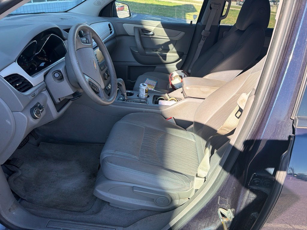 2017 Chevrolet Traverse LS