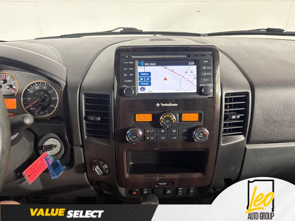 2014 Nissan Titan SL