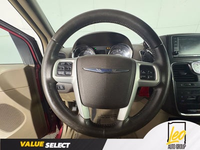 2014 Chrysler Town & Country Touring-L