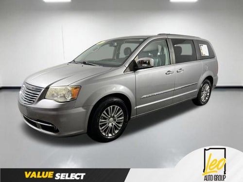 2013 Chrysler Town & Country Touring-L