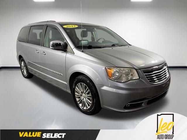 2013 Chrysler Town & Country Touring-L