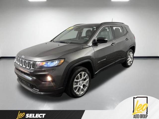 2023 Jeep Compass Latitude Lux FWD
