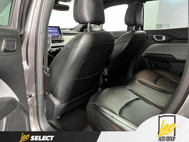 2023 Jeep Compass Latitude Lux FWD