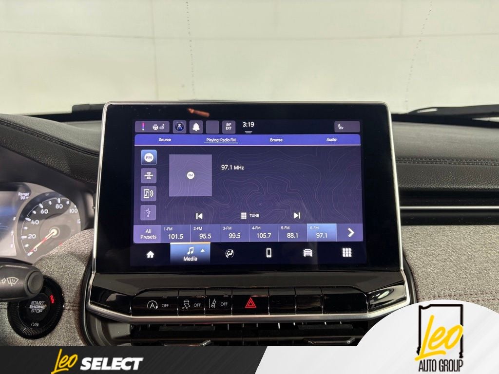 2024 Jeep Compass Latitude Lux FWD