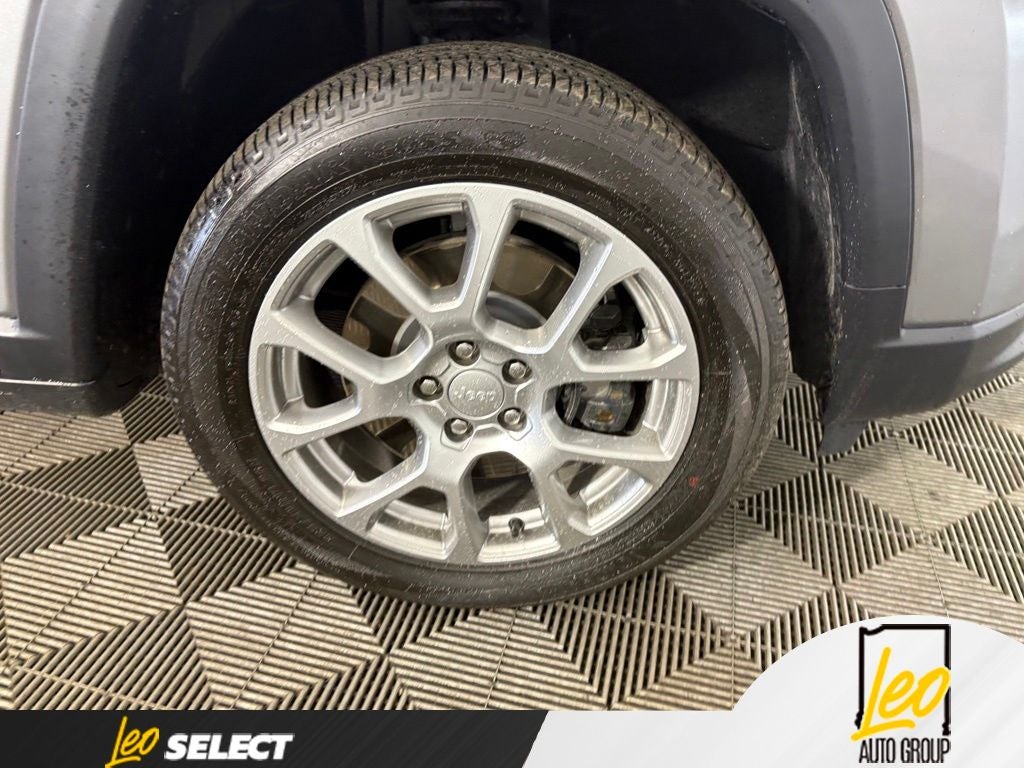 2024 Jeep Compass Latitude Lux FWD