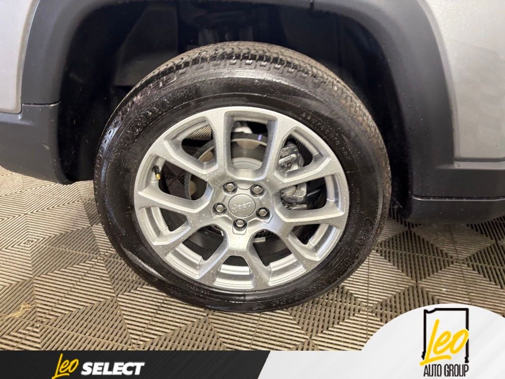 2024 Jeep Compass Latitude Lux FWD