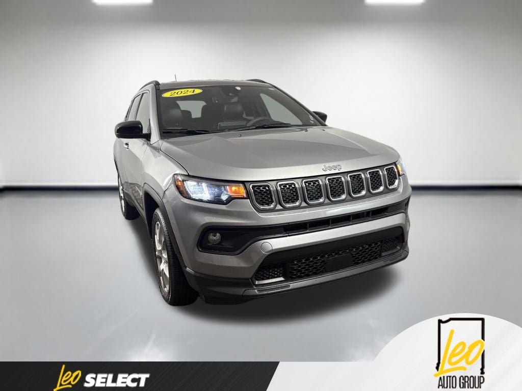 2024 Jeep Compass Latitude Lux FWD