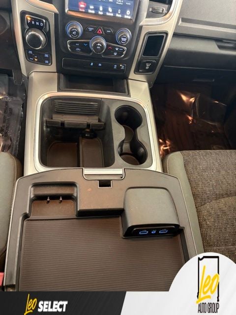 2018 RAM 1500 Big Horn Crew Cab 4x4 5'7' Box