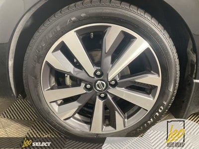 2020 Nissan Versa SR Xtronic CVT