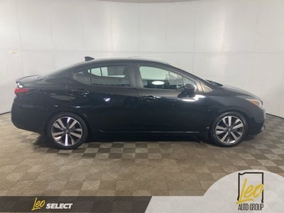 2020 Nissan Versa SR Xtronic CVT