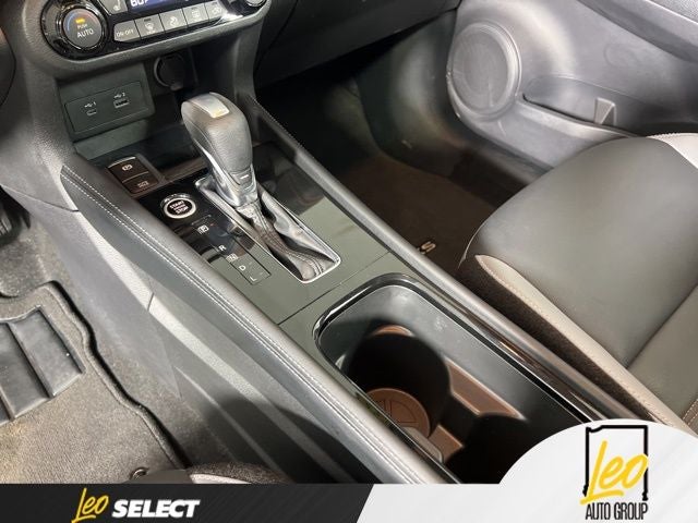 2023 Nissan Kicks SR Xtronic CVT