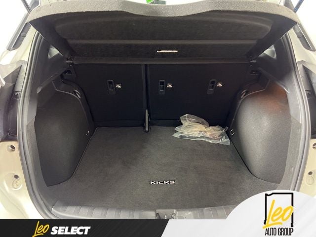 2023 Nissan Kicks SR Xtronic CVT