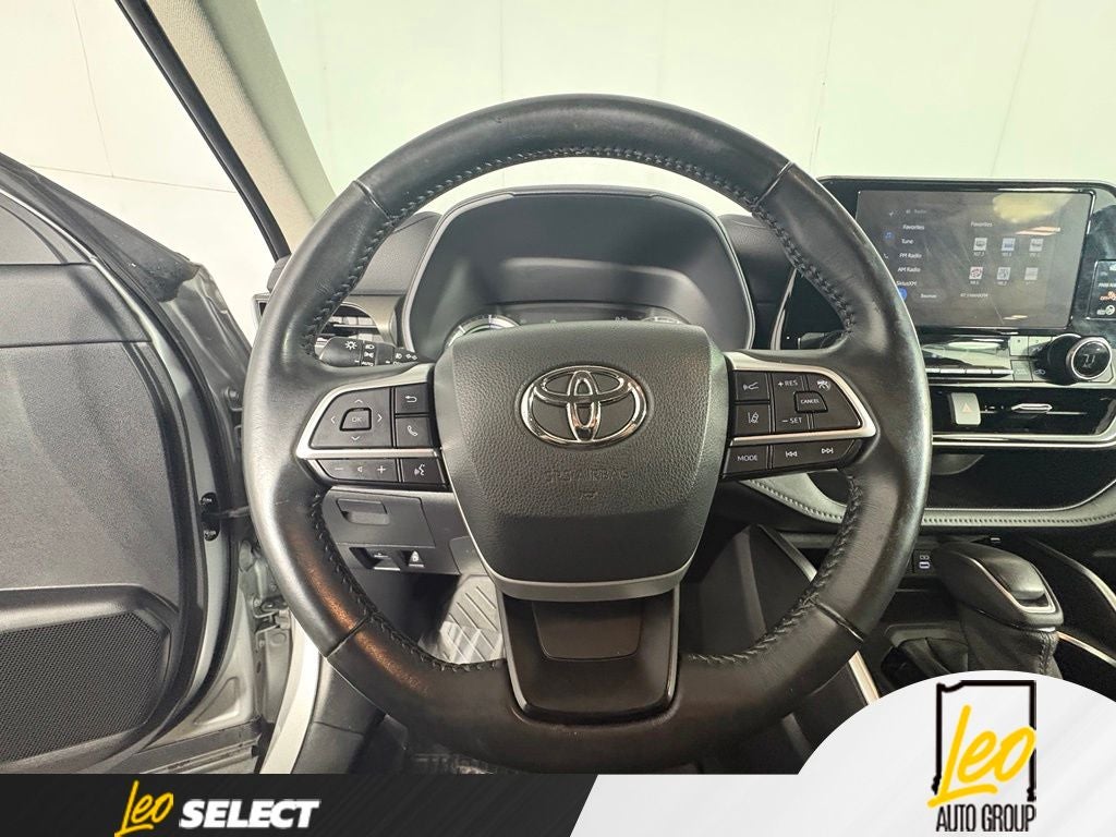 2023 Toyota Highlander Hybrid LE