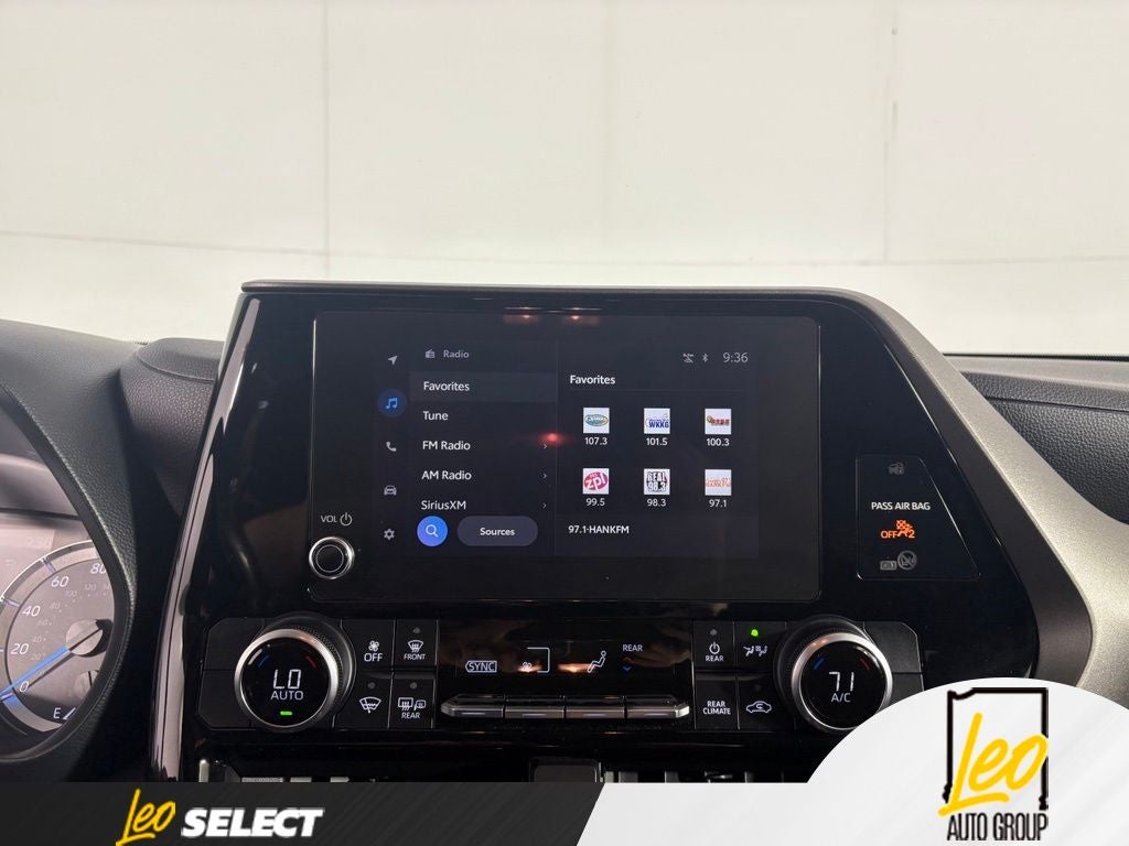 2023 Toyota Highlander Hybrid LE