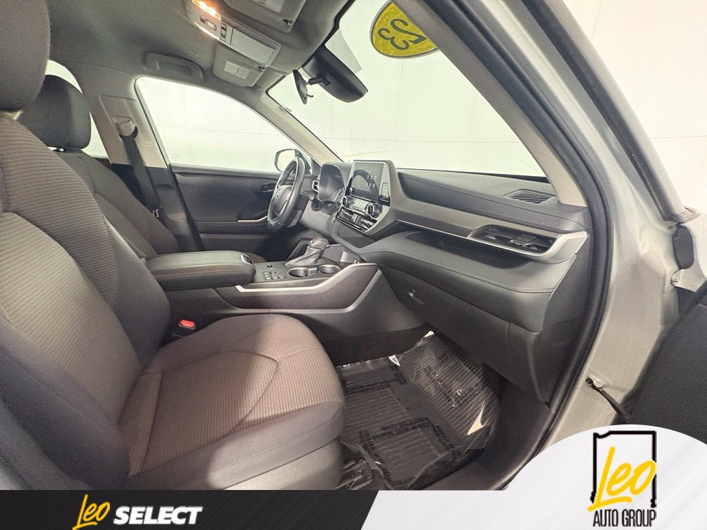 2023 Toyota Highlander Hybrid LE