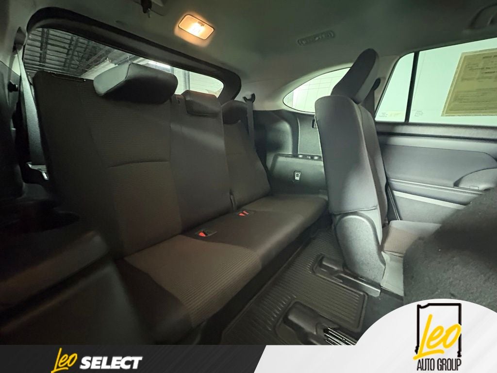 2023 Toyota Highlander Hybrid LE
