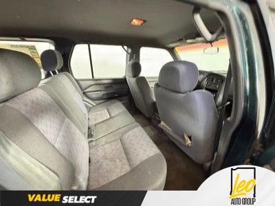 1997 Nissan Pathfinder Base
