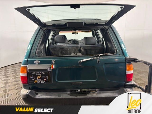 1997 Nissan Pathfinder Base