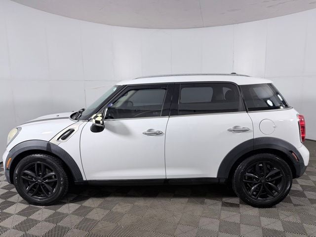 2011 MINI Cooper Countryman Base