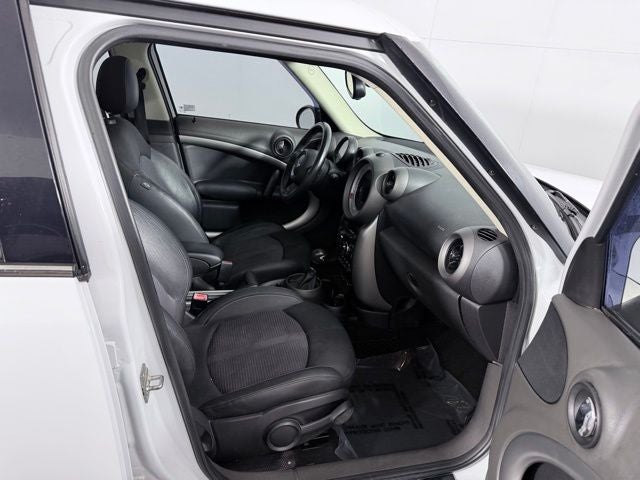 2011 MINI Cooper Countryman Base