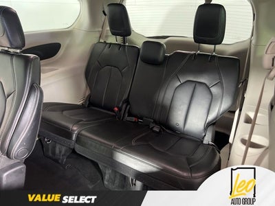2021 Chrysler Voyager LXI