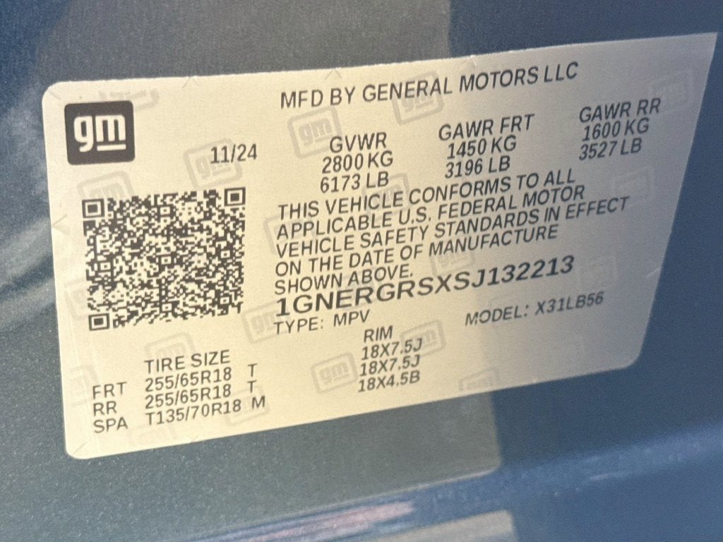 2025 Chevrolet Traverse LT