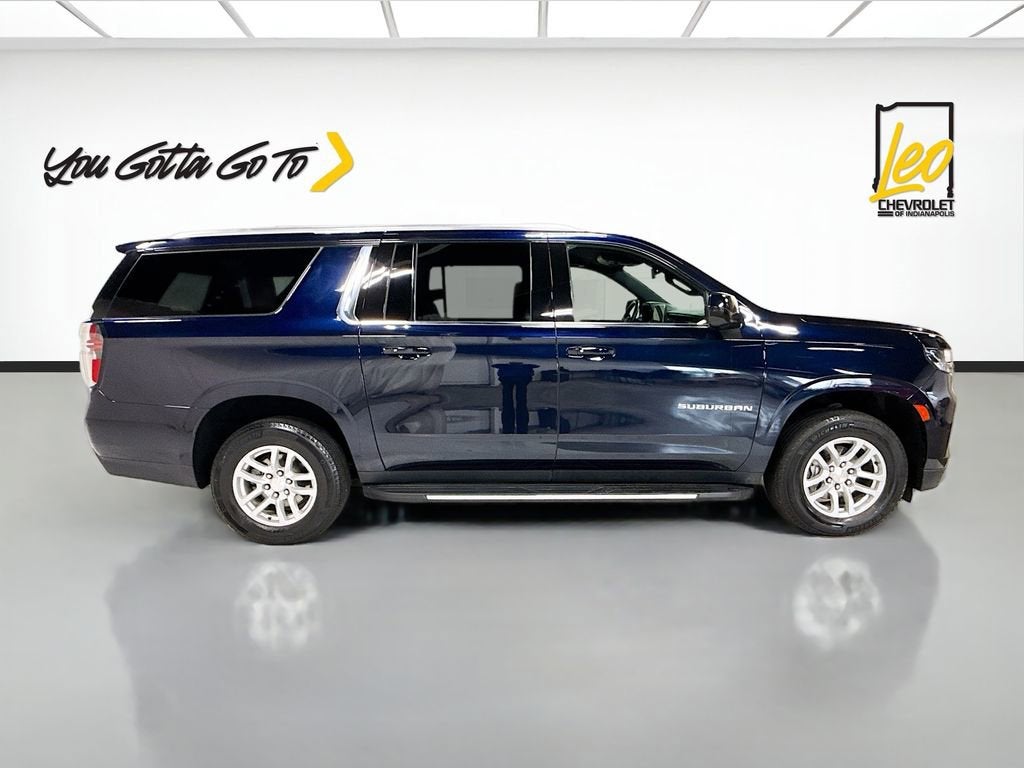 2024 Chevrolet Suburban LT