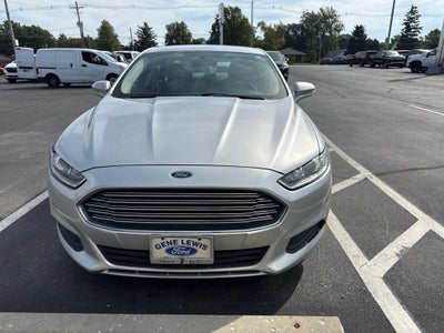 2016 Ford Fusion SE