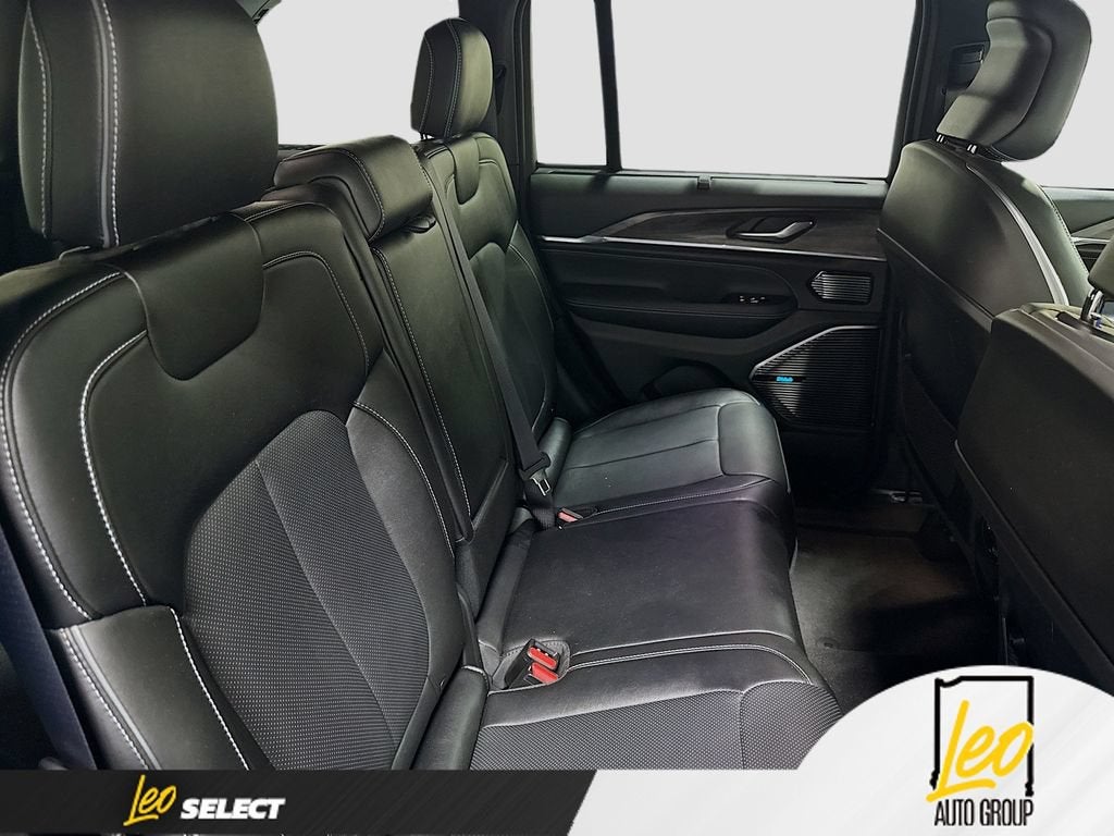 2023 Jeep Grand Cherokee Overland 4x4