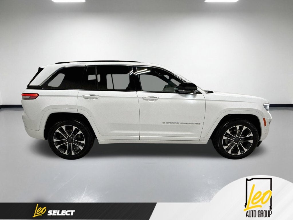2022 Jeep Grand Cherokee 4xe Overland 4x4
