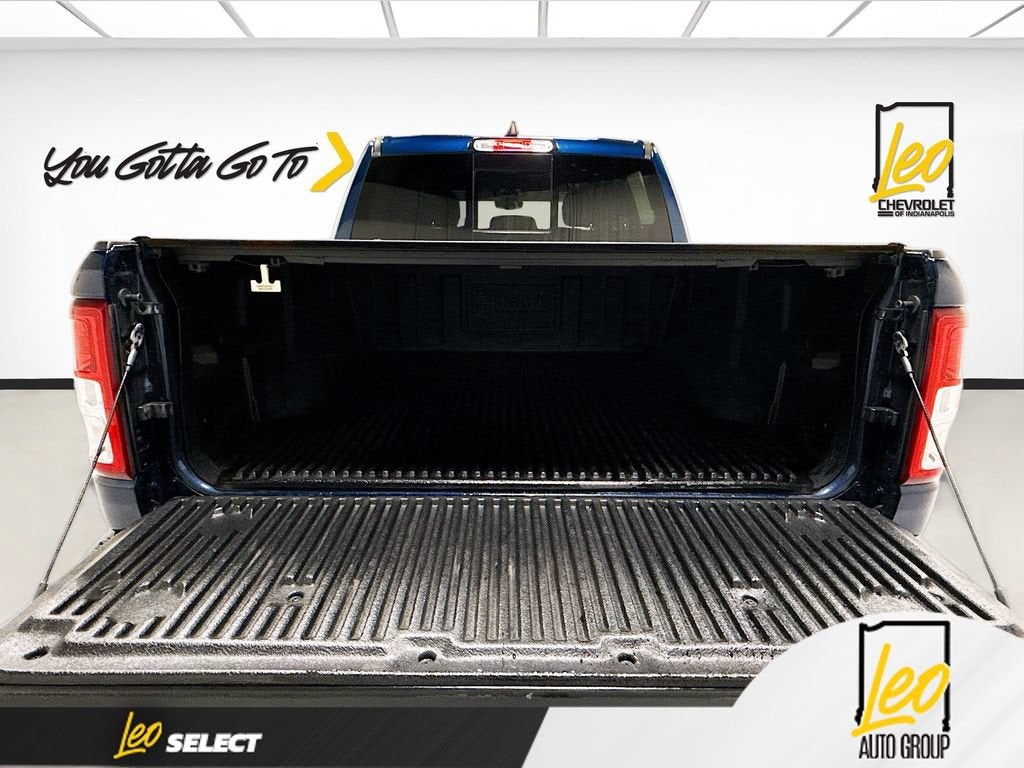 2022 RAM 1500 Big Horn Crew Cab 4x4 5'7" Box
