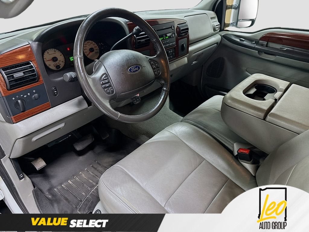 2006 Ford Super Duty F-350 DRW XL