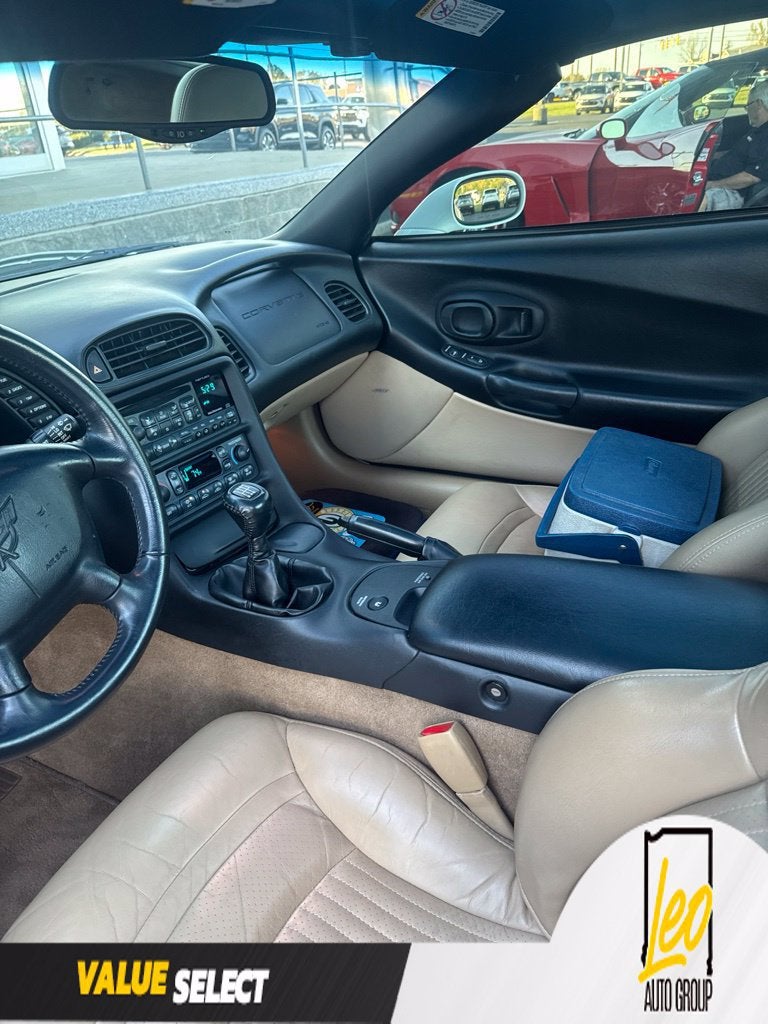 2004 Chevrolet Corvette 2dr Cpe