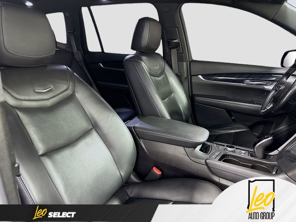 2023 Cadillac XT6 Premium Luxury