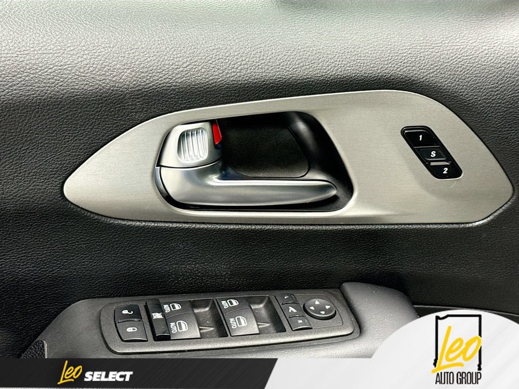 2023 Chrysler Pacifica Limited AWD
