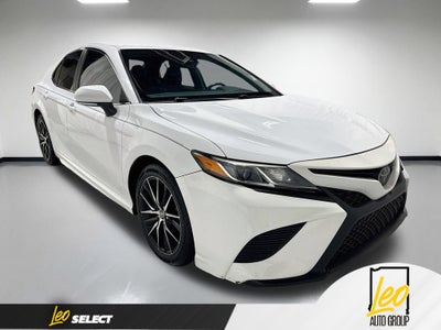 2020 Toyota Camry SE
