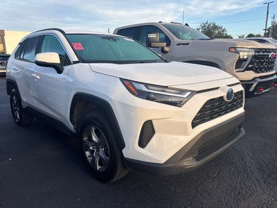 2022 Toyota RAV4 Hybrid XLE