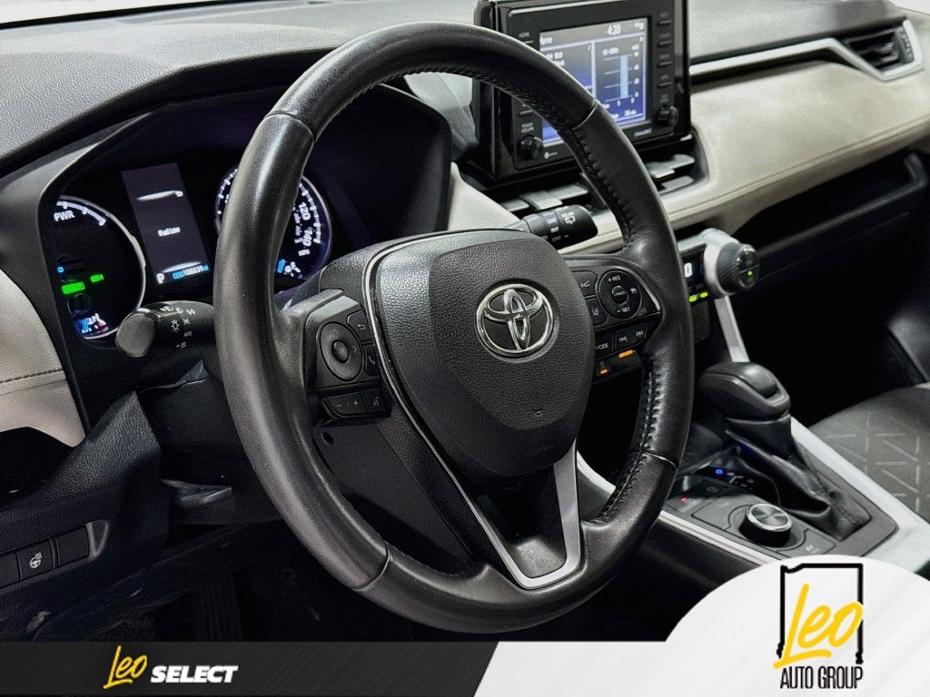 2022 Toyota RAV4 Hybrid XLE