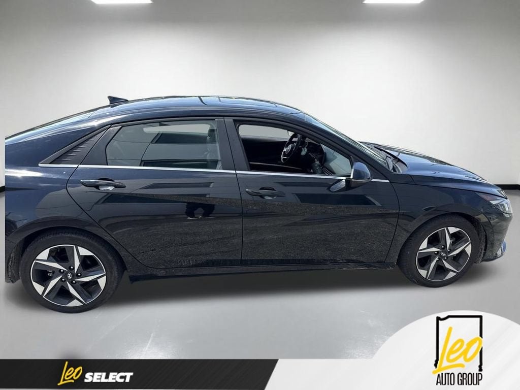 2022 Hyundai Elantra Limited