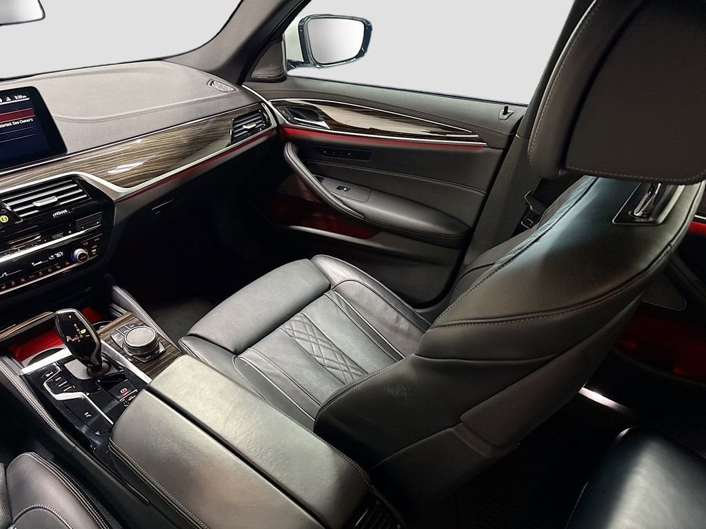 2022 BMW 540 i