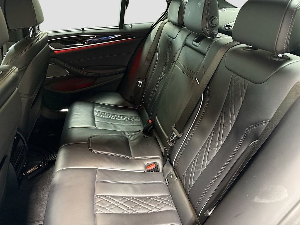 2022 BMW 540 i