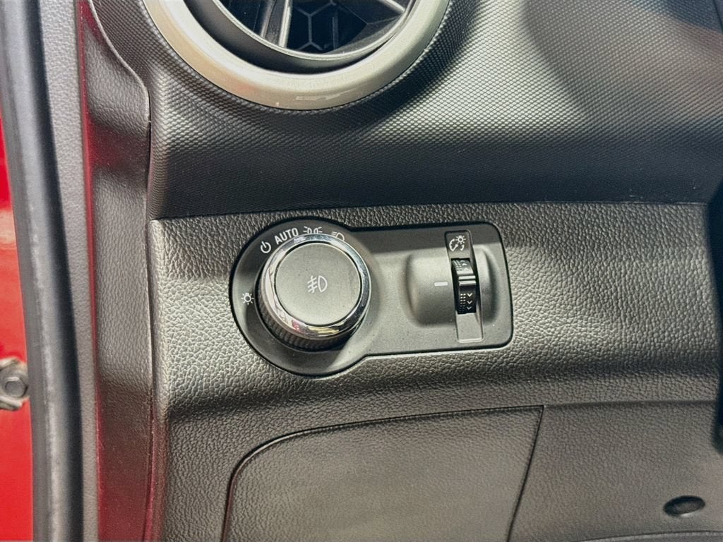 2017 Chevrolet Sonic LT