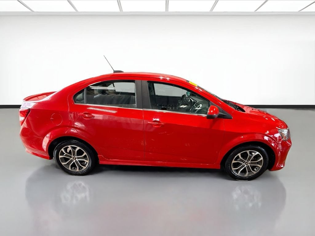 2017 Chevrolet Sonic LT