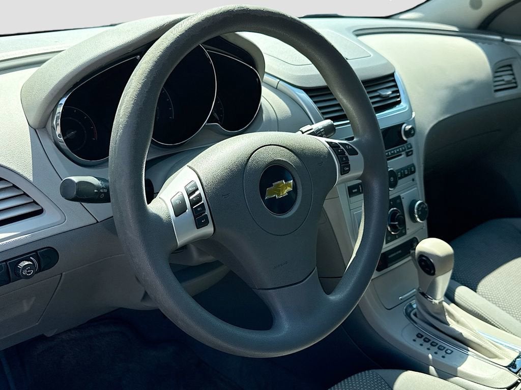 2011 Chevrolet Malibu LS w/1LS