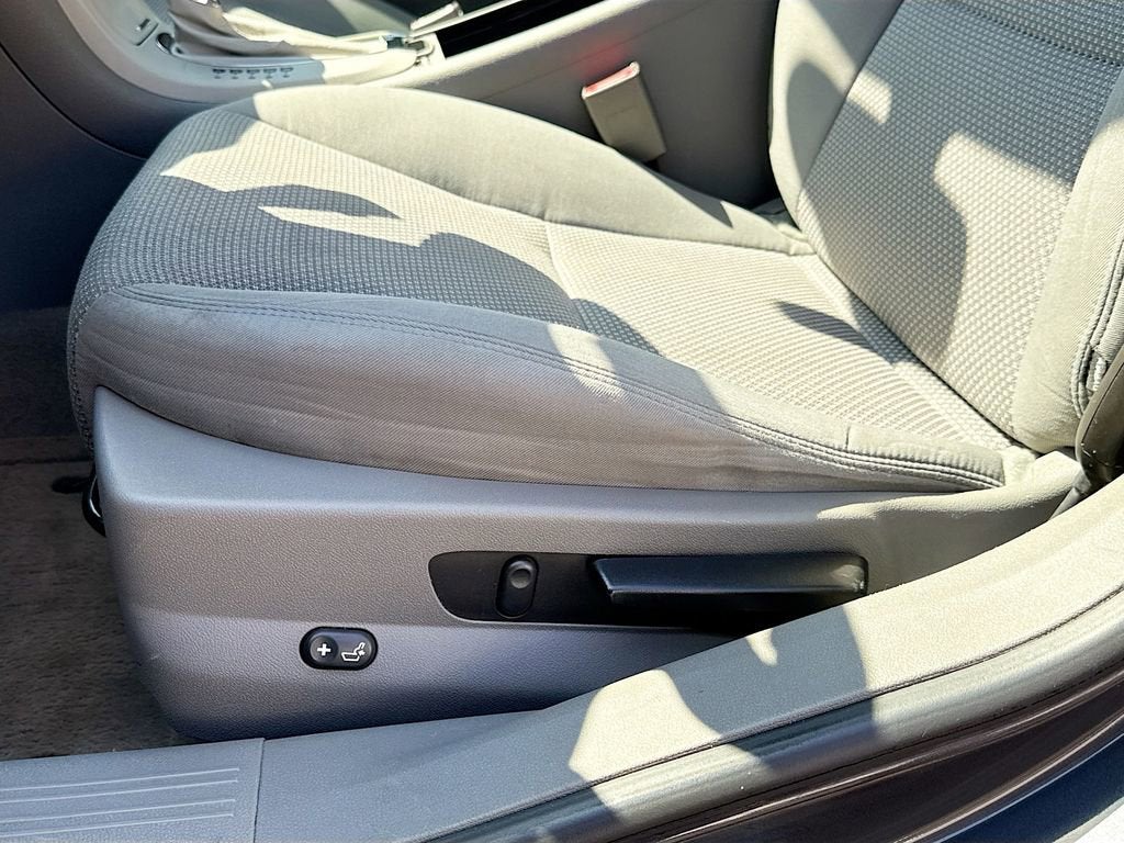 2011 Chevrolet Malibu LS w/1LS